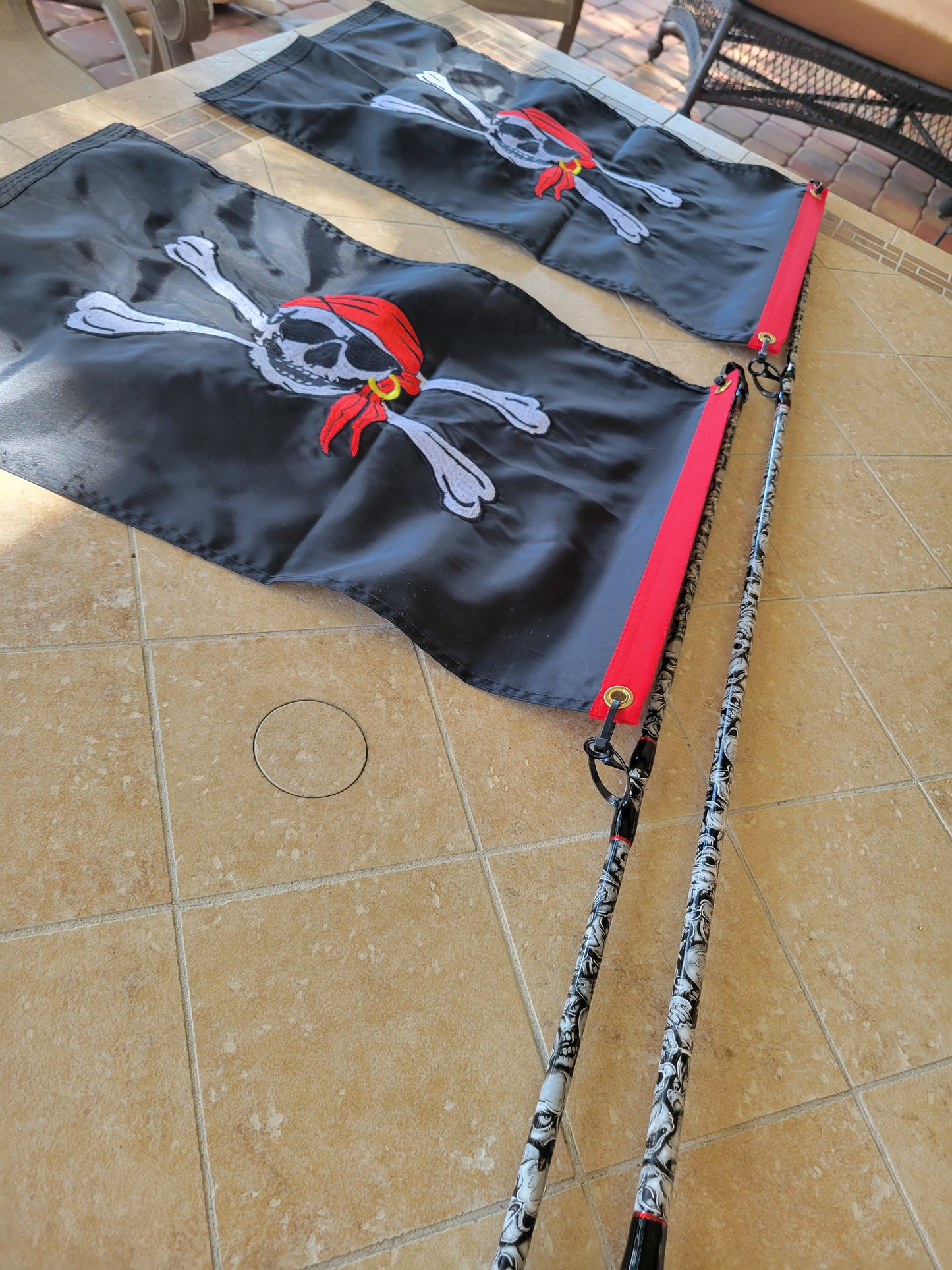 PIRATE SKULL FLAGS